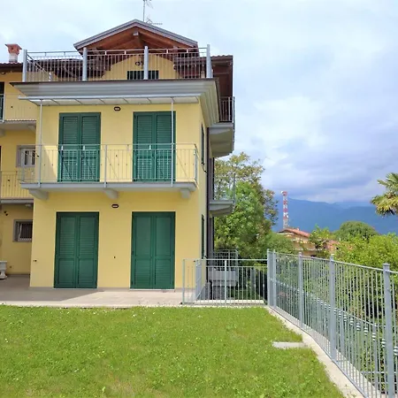 Casa Betty Baveno